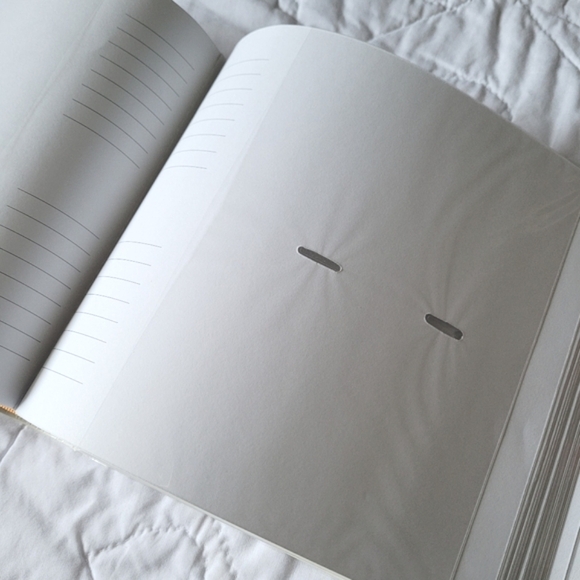 2/$15 🌼 Uniek Photo Album - Picture 4 of 11